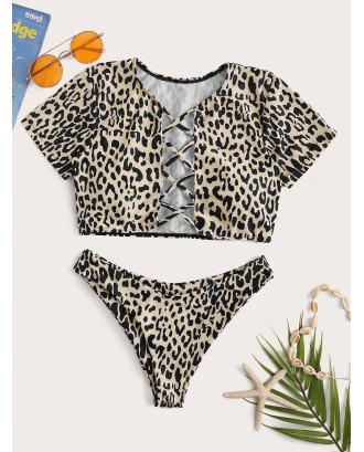 2pcs Leopard Short Sleeve Top With High Cut Swim